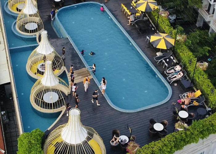 The Twizt - Lifestyle & Siem Reap