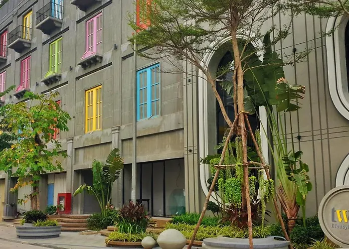 The Twizt - Lifestyle & * Siem Reap